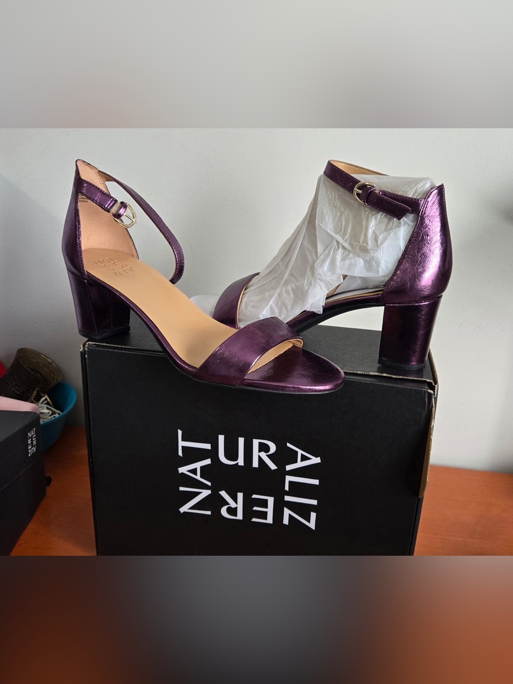 Naturalizer Metallic Plum Block Heel Sandals Size 11W